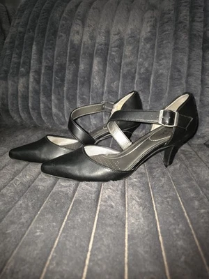 Женские туфли на минимальном каблуке Life Stride размер 6,5 черные - Изображение 1 из 4