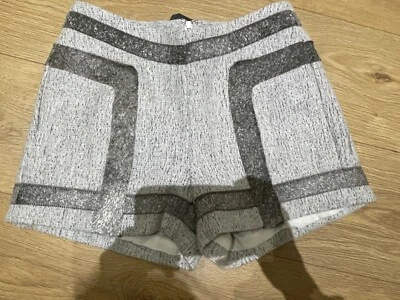 Pantalón Corto Grueso Lana Trapo y Hueso con Inserciones de Cuero Gris Talla 0 XS Foto 1 de 4