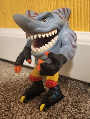 Figura de acción Street Sharks Blades 1994 de colección pantalones amarillos Street Wise Streex Foto 1 de 4
