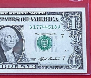 1993 $1 Dollar Bill FRN, ( Chicago G ) UNCIRCULATED BANKNOTE - Picture 1 of 3