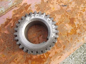 Farmall 450 Diesel tractor IH engine motor crankshaft crank drive gear - Picture 1 of 5