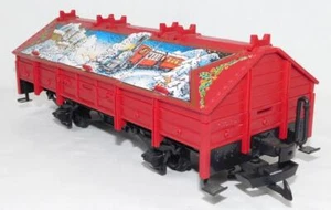 LGB 45110 Christmas Covered Gondola Hinge Hatch Car Opening Holiday desgn Gscale - Picture 1 of 10