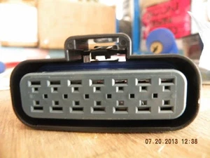 LOTE DE 3 CONECTORES HEMBRA DELPHI PA6 GB20 GF10 NUEVOS CANTIDAD 3 - Imagen 1 de 5