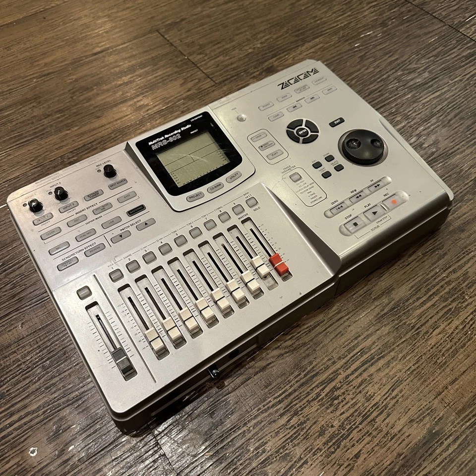 ZOOM MRS-802CD 8 Track Recorder Multi Recording Studio Digital power - Image 1 of 4