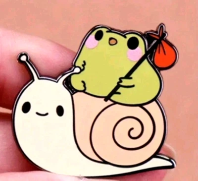 SNAIL FROGGY ENAMEL PIN NEW 2000-now NEW - Image 1 of 3
