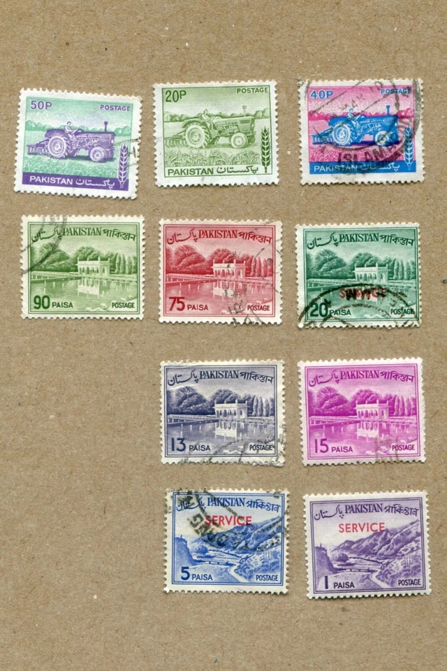 ISLAMIC REPUBLIC OF PAKISTAN, Lot of 10, Mix Vintage POSTAGE STAMPS #2 - Image 1 of 1