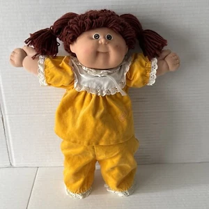 Muñeca y traje gemelo Cabbage Patch Kid Girl T3E HM#8 1989 P caniche castaño rojizo Coleco - Imagen 1 de 24