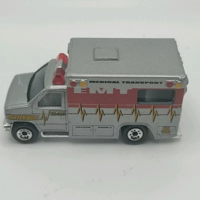 Vintage Matchbox EMT Medical Transport Ambulance Car Diecast Scale 1:80-1996 - Image 1 of 4