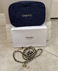 NEU Chanel Beaute Makeup Bag 2023 Holiday BLAU Etui Box & Markenlose Kette Only - Bild 1 von 6