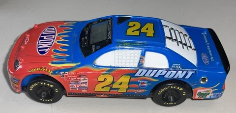 Jeff Gordon #24 Dupont Race Car Nascar AM/FM Alarm Clock Radio, Works See Photos Cover