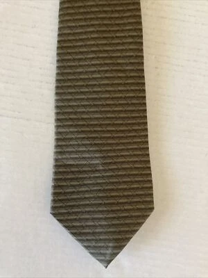 Corbata para hombre Zylos Platinum George Machado a rayas verdes seda hecha en EE. UU. Foto 1 de 4