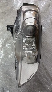 VW Passat 3C B6 VALEO xenon headlights front headlights right 3C0941752D 8931266 - Picture 1 of 4