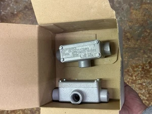 (CANTIDAD 2) APPLETON ERT50 1/2" Plancha de Pared ER Caja Estado - Imagen 1 de 6