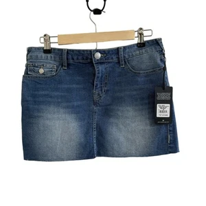 True Religion Sadie SN Flap NWT Denim Mini Skirt Frayed Hem Women’s Size 29 - Picture 1 of 10