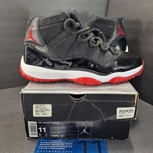 Nike Air Jordan XI 11 Black Red Bred 2001 Retro 136046-061 Men's Shoes Size 11 - Picture 1 of 23