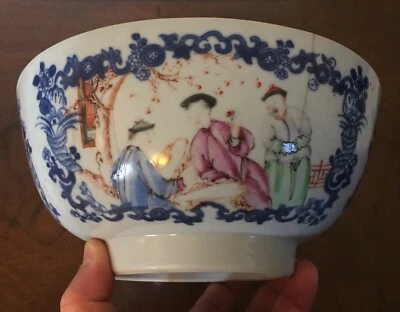 Antiguo ponche chino de porcelana de exportación del siglo XVIII Famille rosa azul blanco Foto 1 de 4