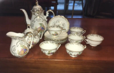 Service à café véritable porcelaine ADP Royal - Photo 1/4