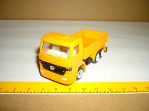 SIKU Mercedes Benz LKW Pritsche    - Picture 1 of 3