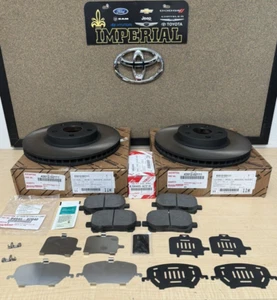 2003-2007 tracción delantera matriz Toyota genuino OEM rotores de freno delanteros pastillas TCMC - Imagen 1 de 13