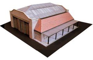 Kingsway, 00 scale, Southdown Uckfield bus depot / station,  ** ready made **. - Picture 1 of 5