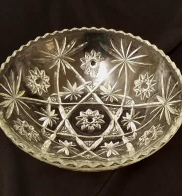 Anchor Hocking Clear 10 Inch Salad Bowl Early American Pres-cut (EAPC) 1960-70s - Image 1 of 4