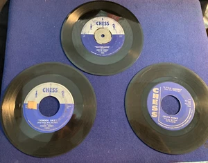 3 Chuck Berry 45 rpm records - Chess -Maybellene,Little Queenie & School Day - Picture 1 of 2
