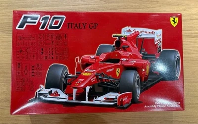 Fujimi scala 1/20 Ferrari F10 model kit FERRARI plastic model nuovo - Immagine 1 di 4