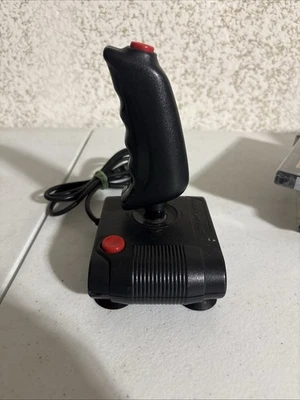 SVI QuickShot Joystick Atari 2600 Commodore 64/128 Game Controller Works - Image 1 of 4