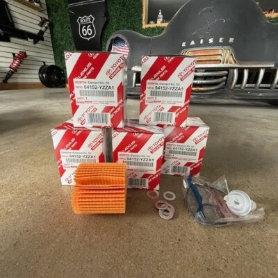 (5) 04152-YZZA1 Genuine Toyota Oil Filters oem w gasket - Image 1 of 4