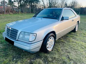 Mercedes-Benz W124 320CE Coupe Klima Automatik Leder Schiebedach Oldie - Bild 1 von 20