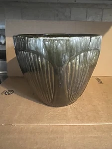 LARGE Vintage Roseville OH RRP Co. Drip Planter Green Brown USA - Picture 1 of 7