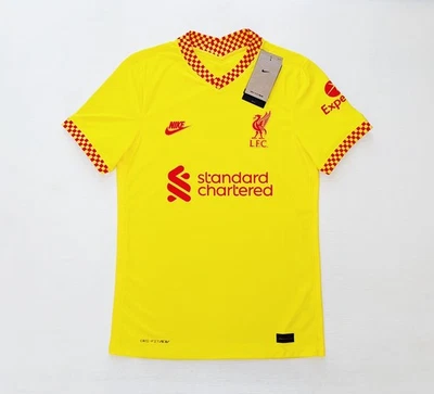 Maillot Third jaune Liverpool F.C / Saison 2021-22 / Taille S / Nike / 109,90€ - Photo 1/4