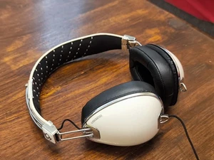 Skullcandy Headphones/Roc Nation Aviator White - Picture 1 of 8