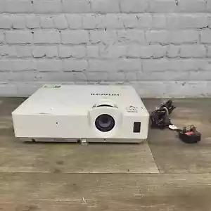 Projector Hitachi CP-EX251N HDMI XGA 3LCD - 1546 Lamp Hours Used - Picture 1 of 2