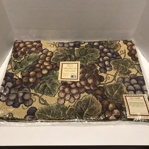 Elegant Tapestry ‘Vintage Merlot’ 4 Piece Placemat Set GRAPES 13” x 19” *Read * - Picture 1 of 3
