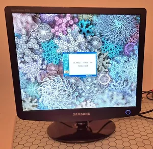 Vintage Samsung 17” TFT LCD monitor SyncMaster 732N 1280 x 1024 VGA Works great✅ - Picture 1 of 6