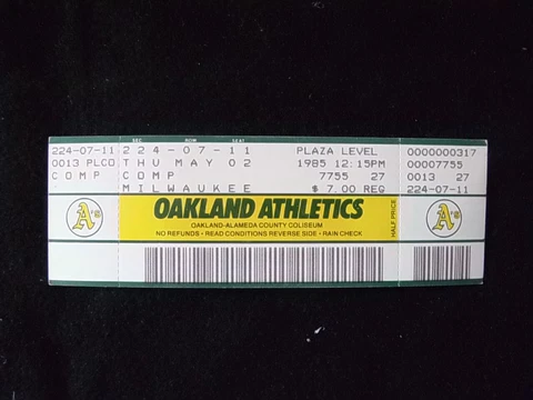 05-02-85 - OAKLAND ATHLETICS FULL GAME TICKET v MILWAUKEE BREWERS Cover