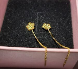 18k Saudi Gold Flower Drop Earrings .50 Gram