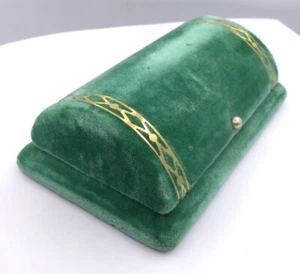 GREAT ART DECO LADY BULOVA - FELT GREEN -BEIGE - BLACK- WATCH BOX (B46) - Picture 1 of 10