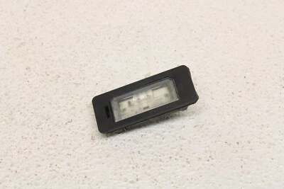 Luz de matrícula LED BMW M3 M4 serie 3 4 F3x F8x original OEM 2015-2020 Foto 1 de 4