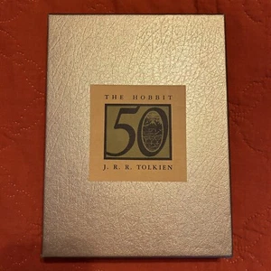 J.R.R. Tolkien, Der Hobbit oder hin und zurück - 50th Anniversary Edition - Bild 1 von 7