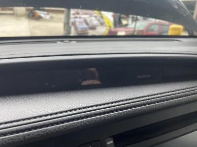 Tela de infotainment central frontal usada serve: 2016 Toyota Highlander display scre - Imagem 1 de 4