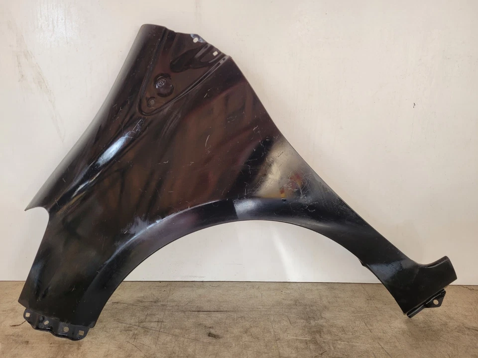2012 2013 2014 TOYOTA YARIS FENDER LEFT SIDE OEM Foto 1 de 4