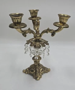De colección. Candelabro triple de 3 brazos soporte de latón cristales ornamentados cuelga - Imagen 1 de 7