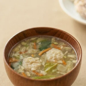 Sopa de miso liofilizada MUJI albóndigas de pollo verduras comida instantánea Japón 35,6 g - Imagen 1 de 78