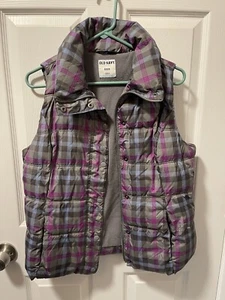 Old Navy Size M Easy Puffer Vest Zip/Snap Front Fleece Lined Gray Purple Plaid - Picture 1 of 2