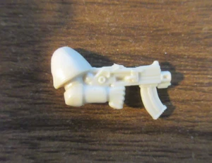 Warhammer 40K Space Marine Rogue Trader Bits : Right Bolter Arm - Picture 1 of 1