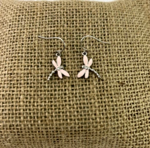 Pendientes de gancho colgantes libélula tono plata esmalte rosa - Imagen 1 de 4