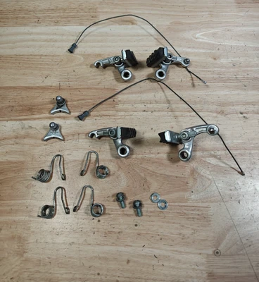 Freios cantilever vintage Dia-Compe 981 *LEIA - Faltam 2 parafusos de montagem - Imagem 1 de 4