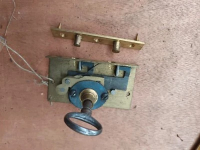 Serrure XIX ème malle coffre ancien  neuf de stock - Photo 1/4